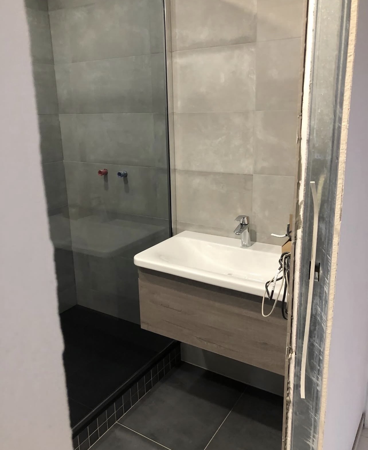 Rekonstrukce koupelny dalsi - foto 2